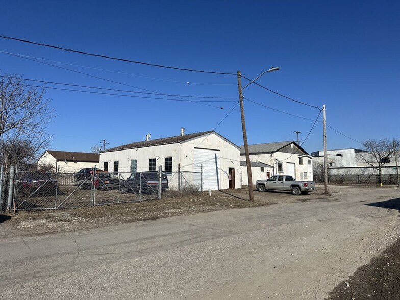 Primary Photo Of 1959 Sterling Ave NW, Grand Rapids Manufacturing For Lease