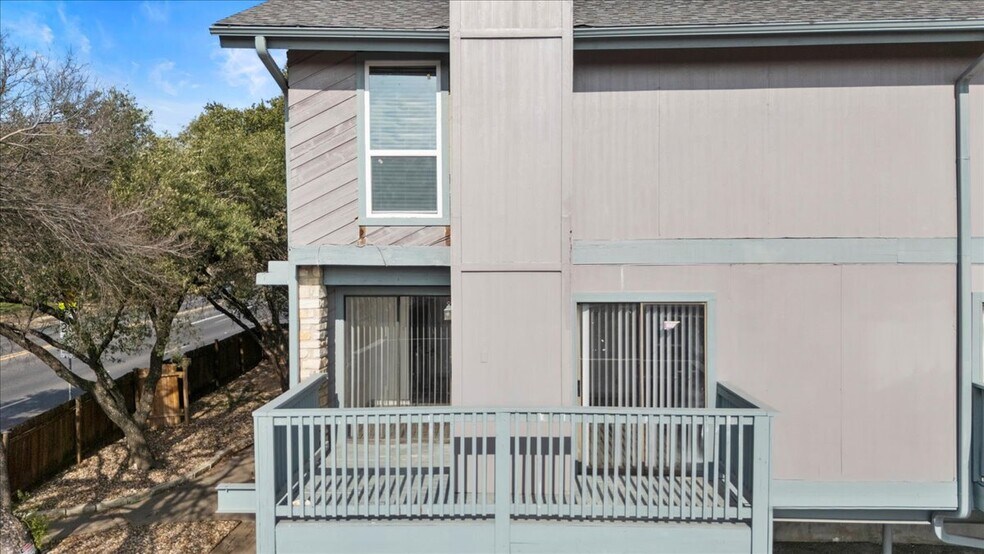 More Photos Of 5220 Tahoe Trl, Austin Apartments For Sale