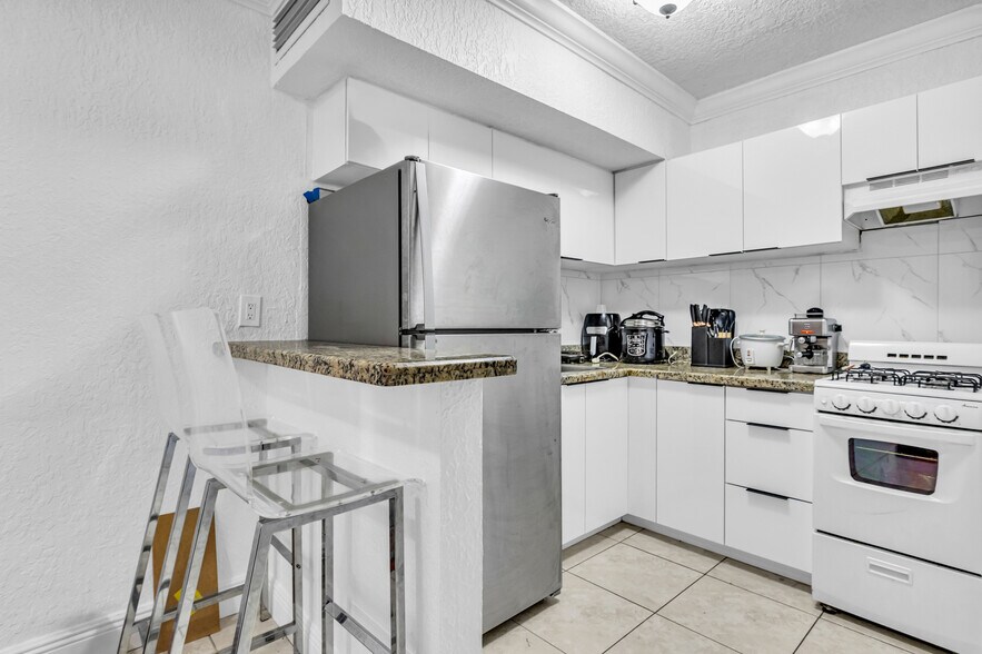 More Photos Of 1230-1330 W 54th St, Hialeah Apartments For Sale