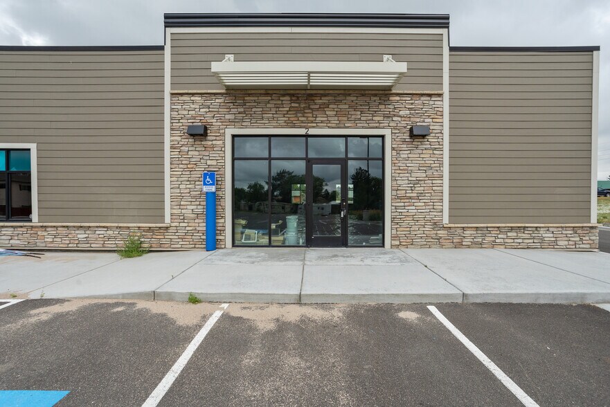 More Photos Of 3435 College Dr, Cheyenne General Retail For Lease