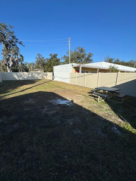 More Photos Of 12401 US Highway 301, Dade City Bar For Sale