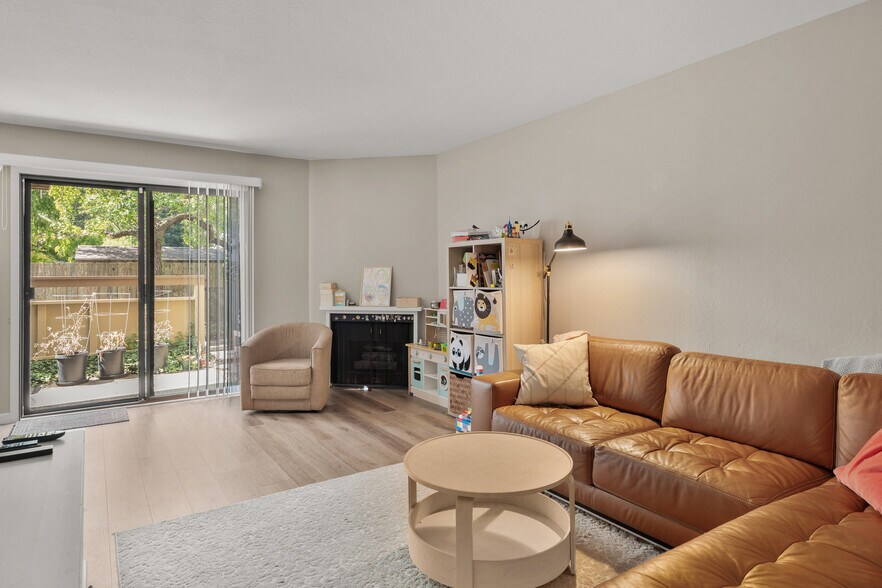 More Photos Of 401 Pine St, Mill Valley Apartments For Sale