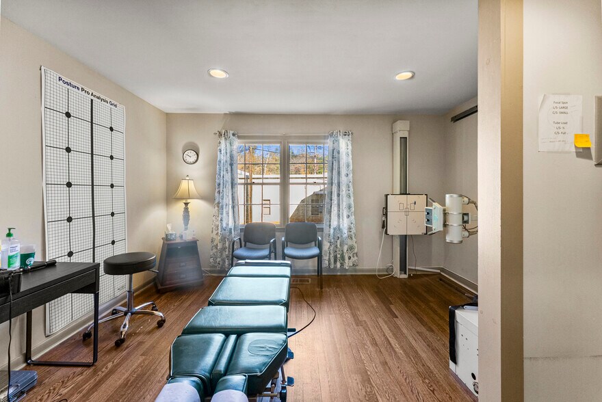 More Photos Of 616 Cox Rd, Gastonia Medical For Lease