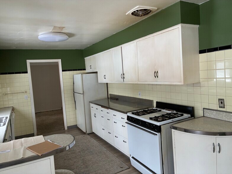 More Photos Of 1200 Som Center Rd, Mayfield Heights Land For Sale