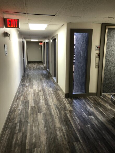 More Photos Of 900 N Cuyamaca St, El Cajon Office For Lease