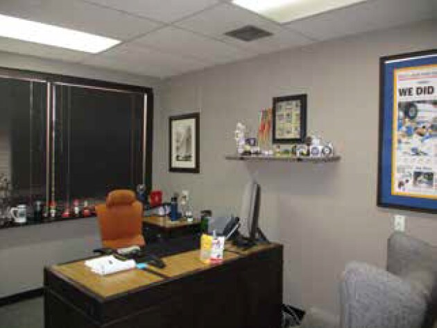 More Photos Of 410 Sovereign Ct, Ballwin Office For Sale