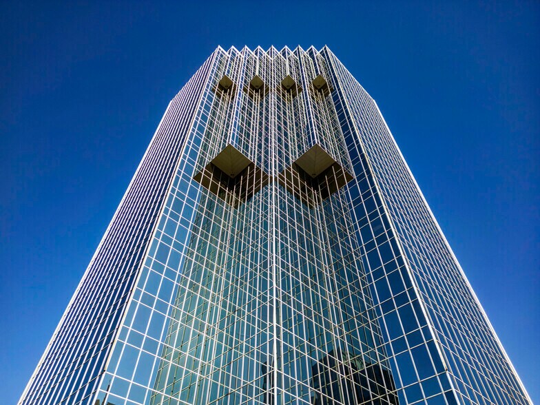 More Photos Of 3340 Peachtree Rd NE, Atlanta Office For Lease