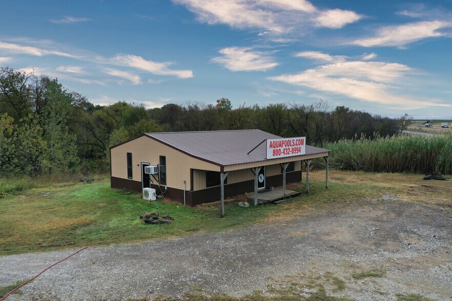 More Photos Of 19909 Indian Meridian Rd, Pauls Valley Storefront For Sale