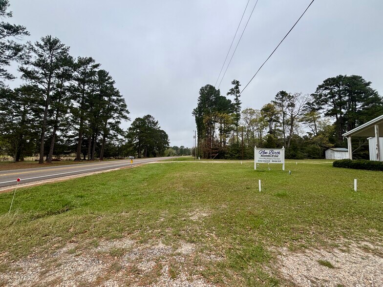 More Photos Of 5097 FM 1374 Rd, Huntsville Specialty For Sale