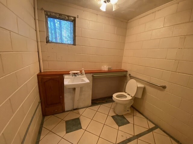 More Photos Of 109 Burney Rd, Seagrove Religious Facility For Lease