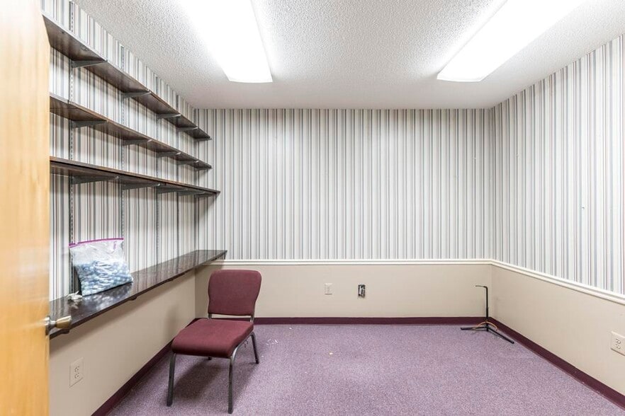More Photos Of 2270 Shurling Dr, Macon-Bibb Religious Facility For Sale