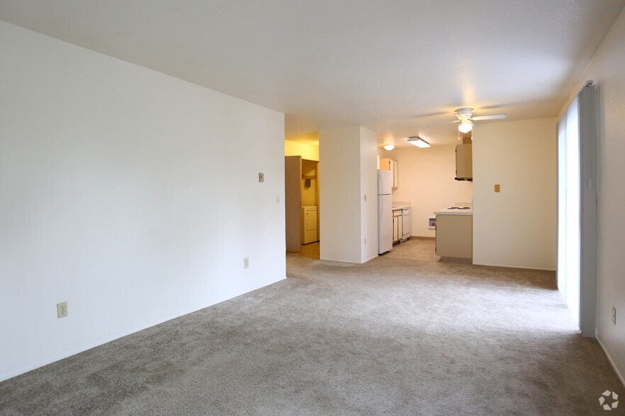 More Photos Of 805 NE Kane Dr, Gresham Apartments For Sale