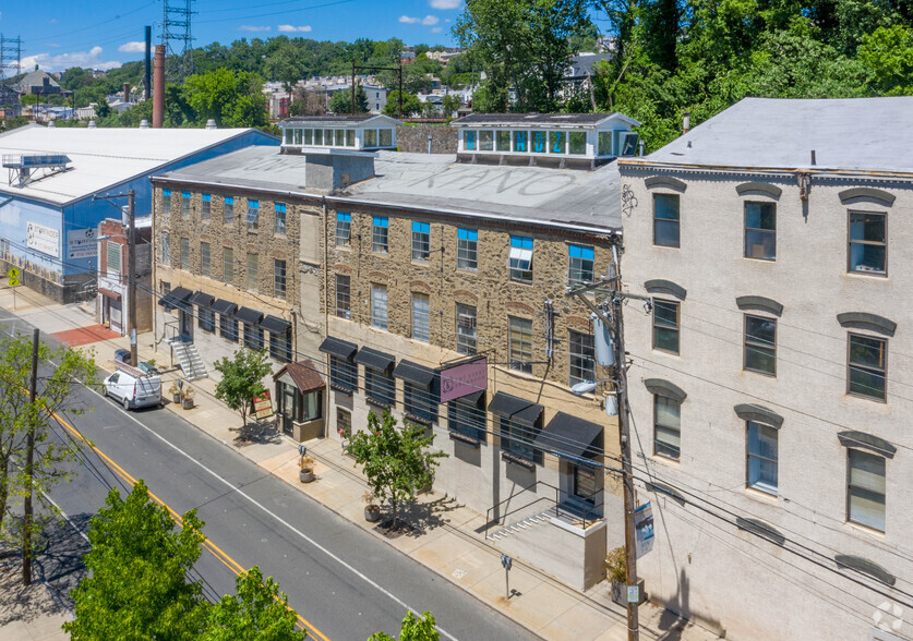 Primary Photo Of 4001 Main St, Philadelphia Office For Sale