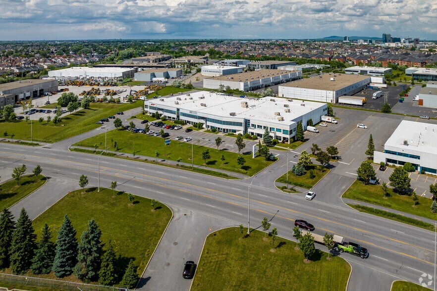 More Photos Of 4005 Boul Matte, Brossard Light Distribution For Lease