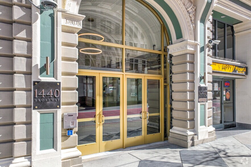 More Photos Of 1440 Broadway, Oakland Office For Lease