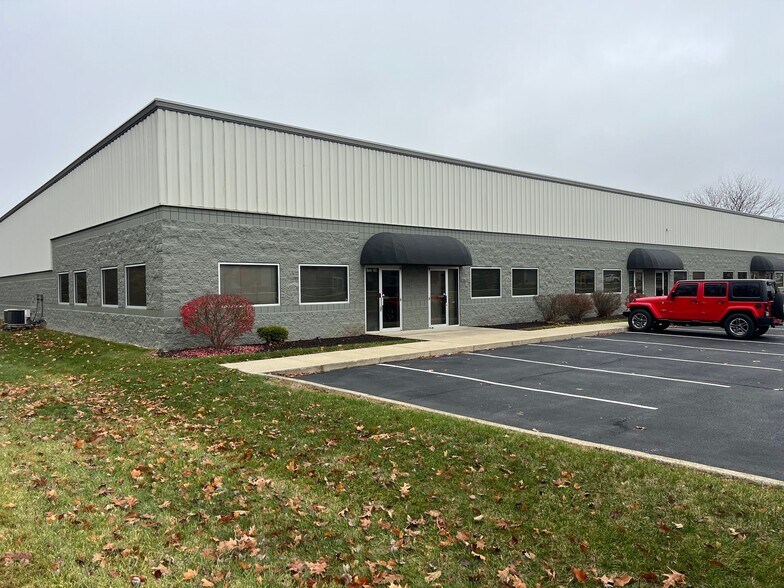 More Photos Of 16855 Southpark Dr, Westfield Warehouse For Lease
