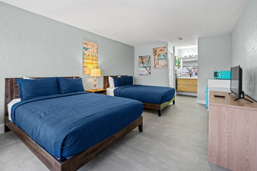 More Photos Of 4330 Bonita Beach Rd, Bonita Springs Hotel For Sale