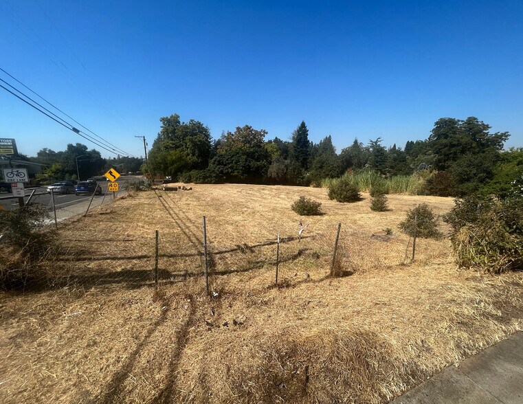 More Photos Of 9641 Fair Oaks Blvd, Fair Oaks Land For Lease