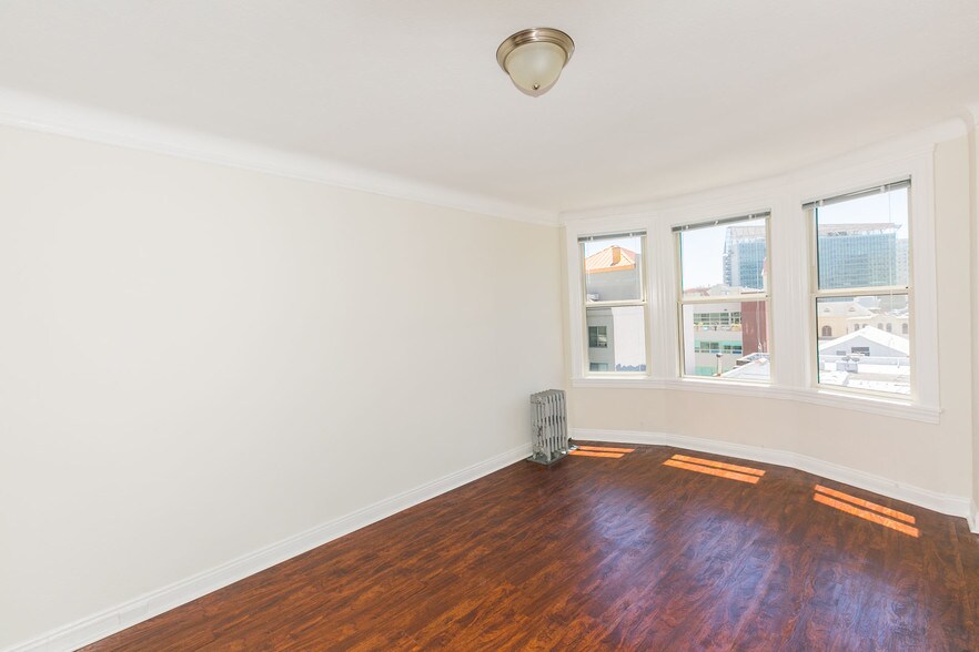 More Photos Of 270-272 Turk St, San Francisco Apartments For Sale