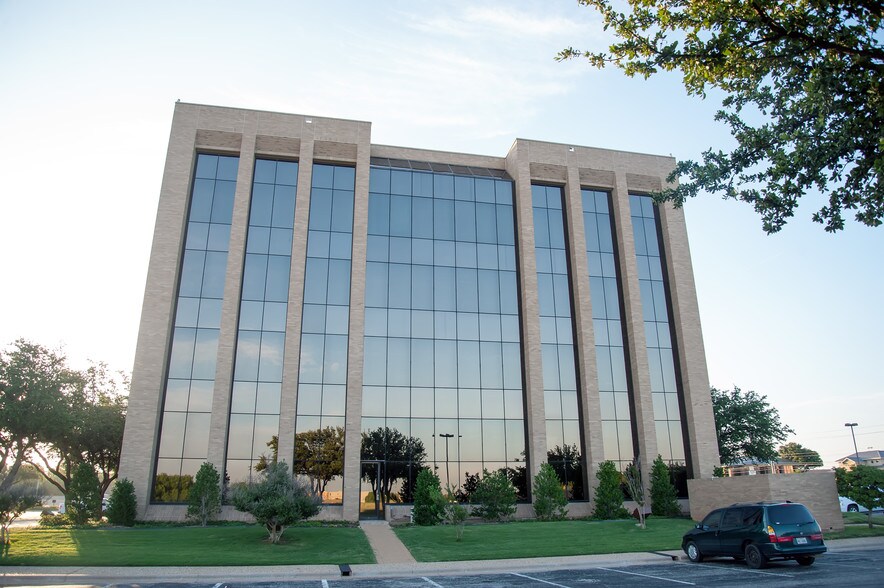 More Photos Of 1 Village Dr, Abilene Office For Lease