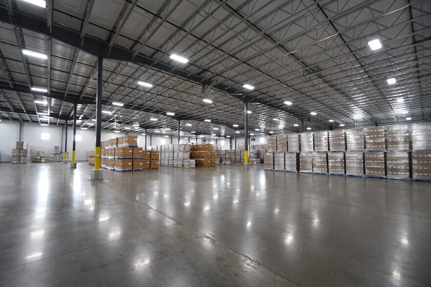 More Photos Of 4551 37th N st, Fargo Industrial For Lease