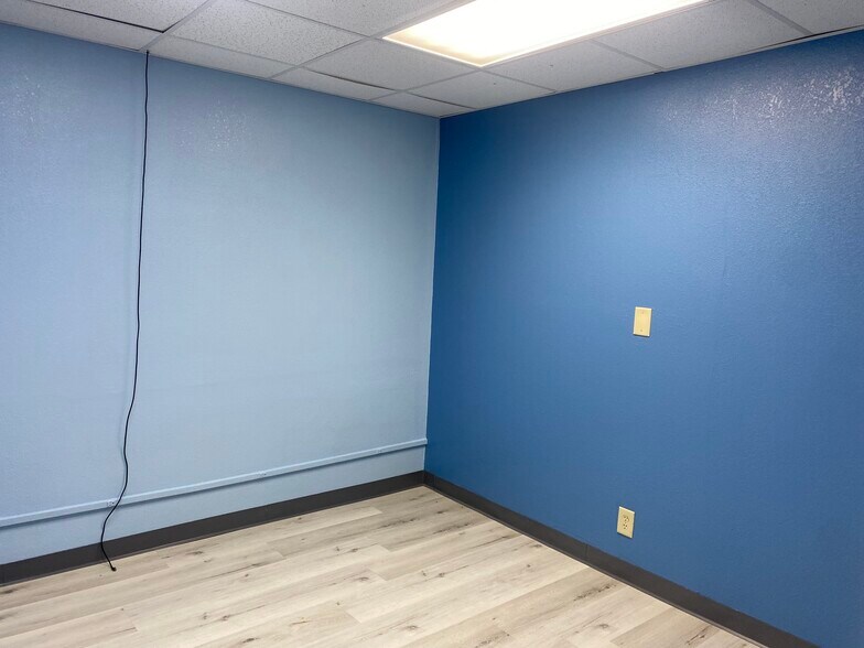 More Photos Of 1401 Applewood Dr, Dalton Medical For Lease