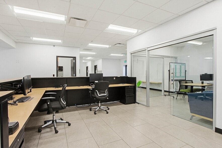 More Photos Of 760-762 W Mission Ave, Escondido Auto Repair For Lease