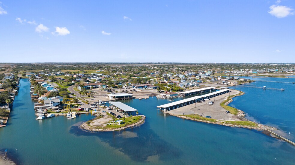 More Photos Of 4226 Laguna Shores Rd, Corpus Christi Hotel For Sale