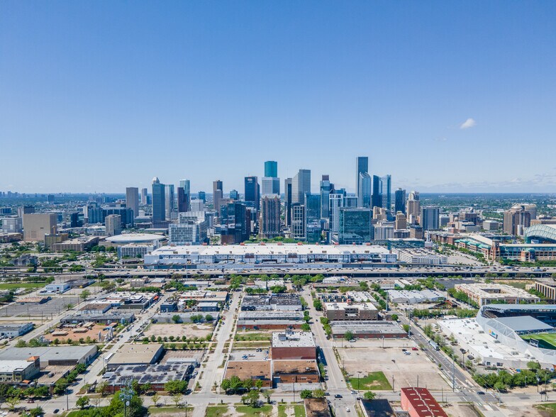 More Photos Of 2619 Polk St, Houston Land For Lease