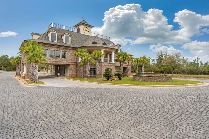More Photos Of 3201 Heritage Plantation Blvd, Laurel Hill Office For Sale