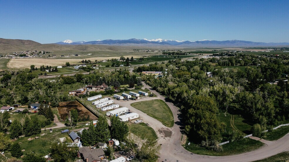 More Photos Of 250 Pioneer Dr, Dillon Manufactured Housing Mobile Home Park For Sale