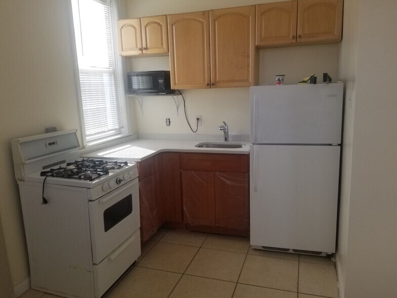 More Photos Of 87-89 City Island Ave, Bronx Apartments For Sale