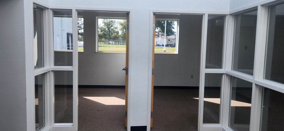 More Photos Of 42109 SR 18, Wellington Manufacturing For Sale