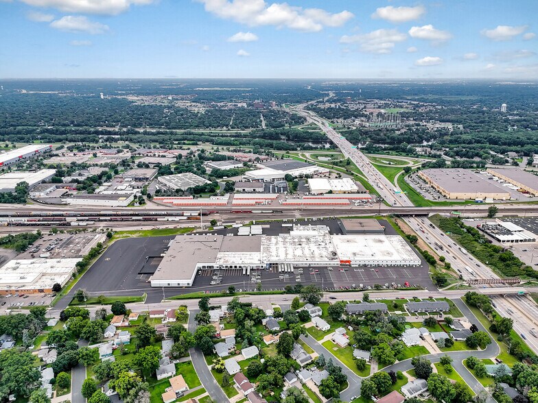 More Photos Of 5320-5400 Main St NE, Fridley Warehouse For Lease