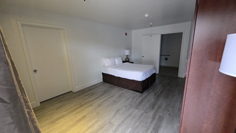 More Photos Of 12249 Folsom Blvd, Rancho Cordova Hotel For Sale