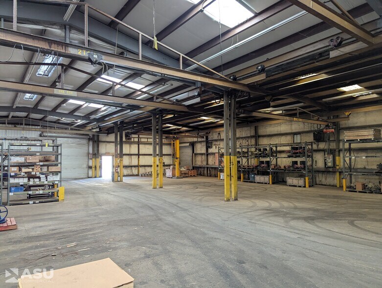 More Photos Of 3912 Gilmore Ave, Bakersfield Warehouse For Lease