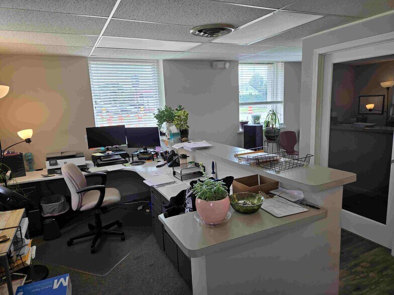 More Photos Of 2241 Hilton Rd, Ferndale Medical For Lease