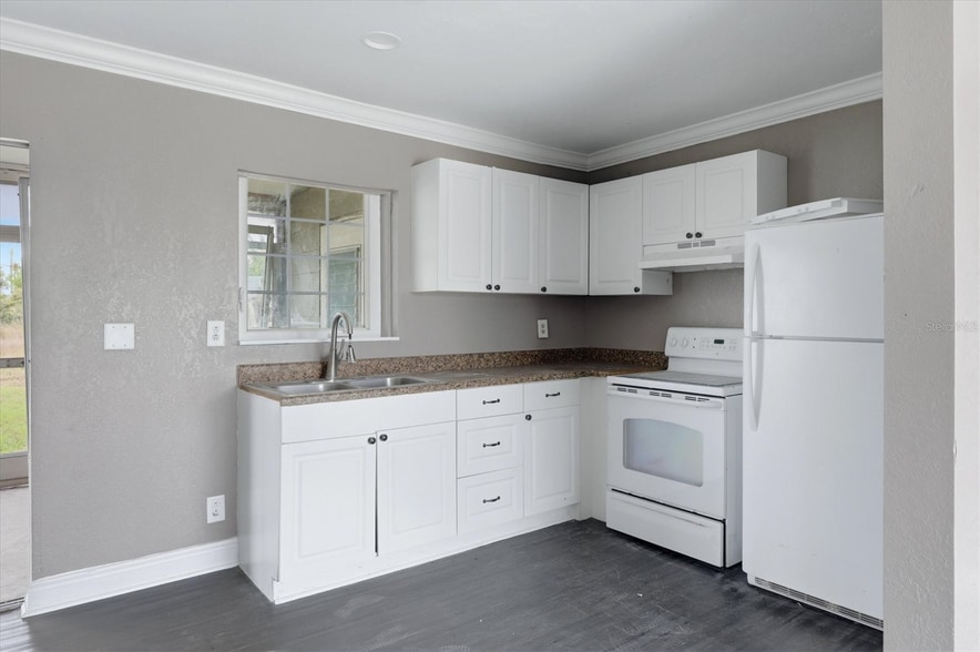 More Photos Of 300 San Lorenzo Ave, North Port Apartments For Sale