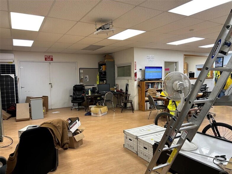 More Photos Of 300 North St, Endicott Warehouse For Sale