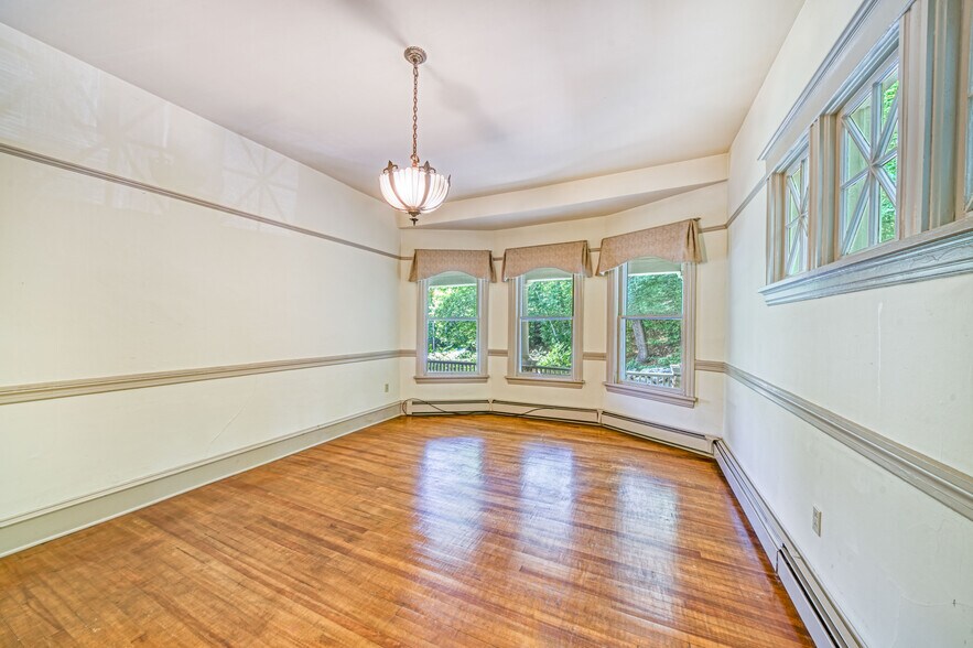 More Photos Of , Sunapee Unknown For Sale