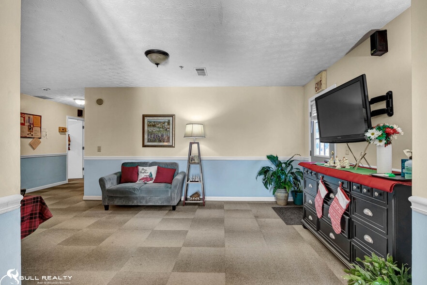 More Photos Of 1141 Corinth Rd, Newnan Congregate Senior Housing For Sale