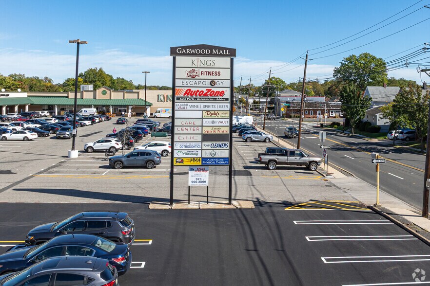 More Photos Of 300 South Ave, Garwood Freestanding For Lease