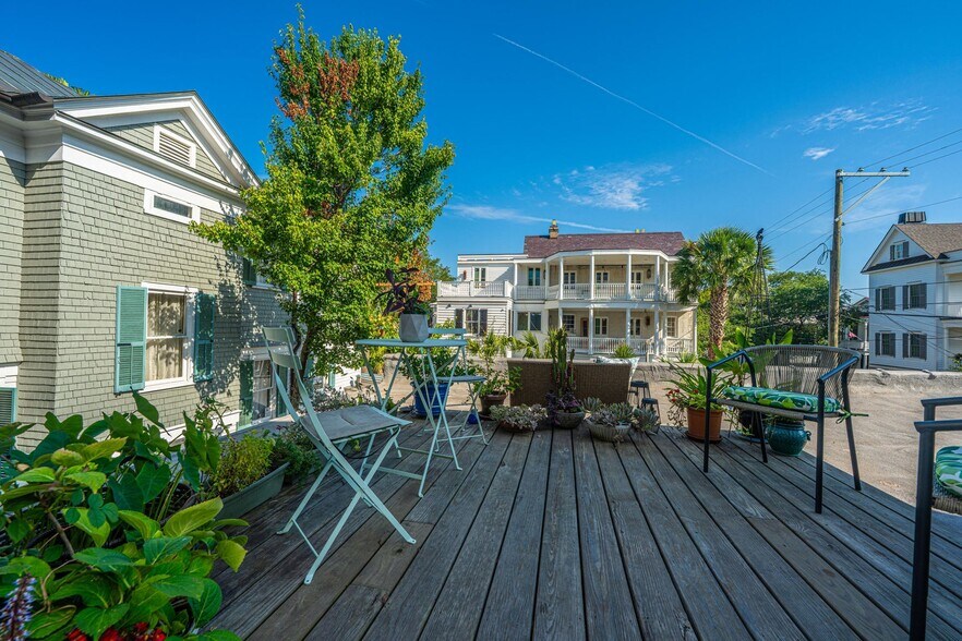 More Photos Of 90 Bull St, Charleston Storefront Retail Residential For Sale