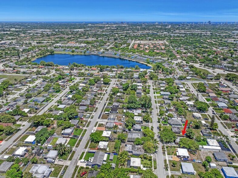 More Photos Of , Pompano Beach Flex For Sale