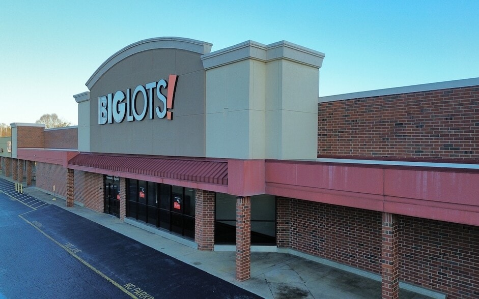 Primary Photo Of 14152-14166 E Wade Hampton Blvd, Greer Freestanding For Lease