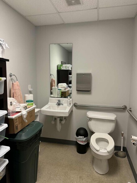 More Photos Of 852 Gold Hill Rd, Fort Mill Office For Sale