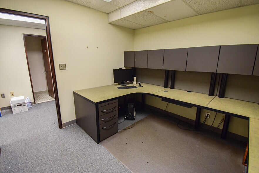 More Photos Of , Tuscaloosa Unknown For Sale