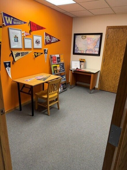 More Photos Of 5930 Seminole Centre Ct, Madison Office For Lease