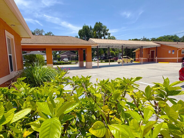 More Photos Of 815 24th St, Orlando Assisted Living For Sale