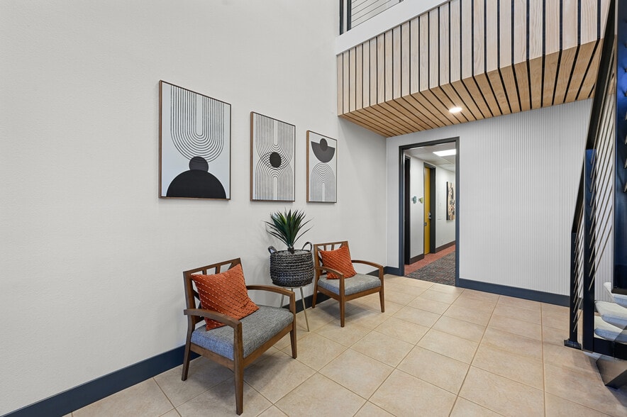 More Photos Of 910 W San Marcos Blvd, San Marcos Unknown For Lease